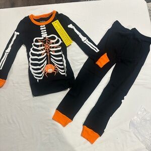Cadizee Kids halloween pajamas Skeleton Spider web Size 4 Spooky NEW